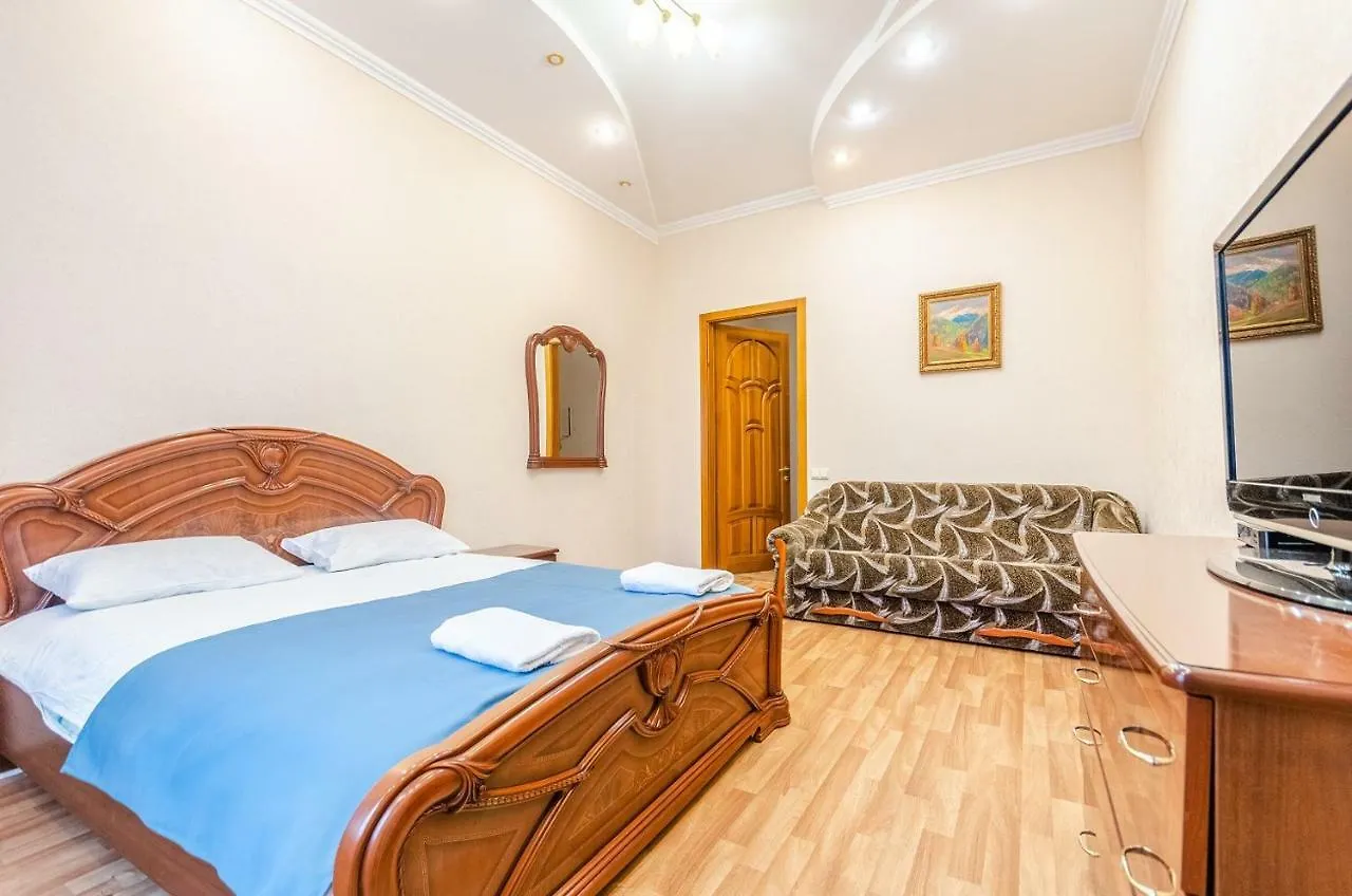 Шикарная Видовая 2-Комнатная Квартира В Центре Киева Apartment
